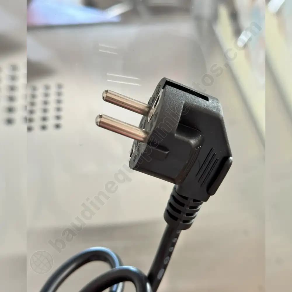 popera lundar detalle cable shucko