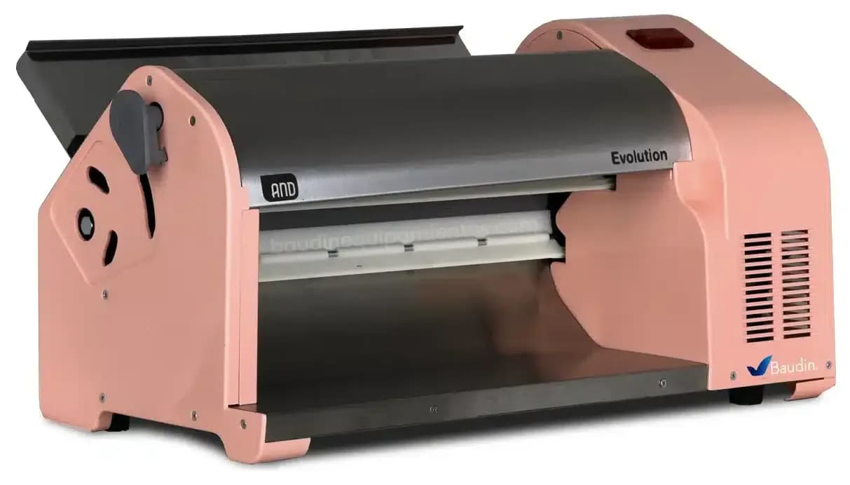 Sobadora Electrica de Mesa Evolution 39 cm Rodillo Antiadherente Rosa Mousse
